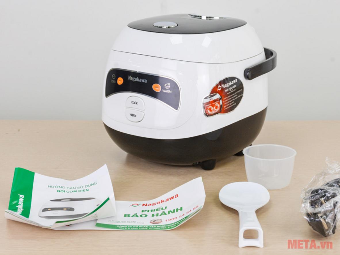 400W và 2 chế độ: tiết kiệm điện, thao tác dễ dàng