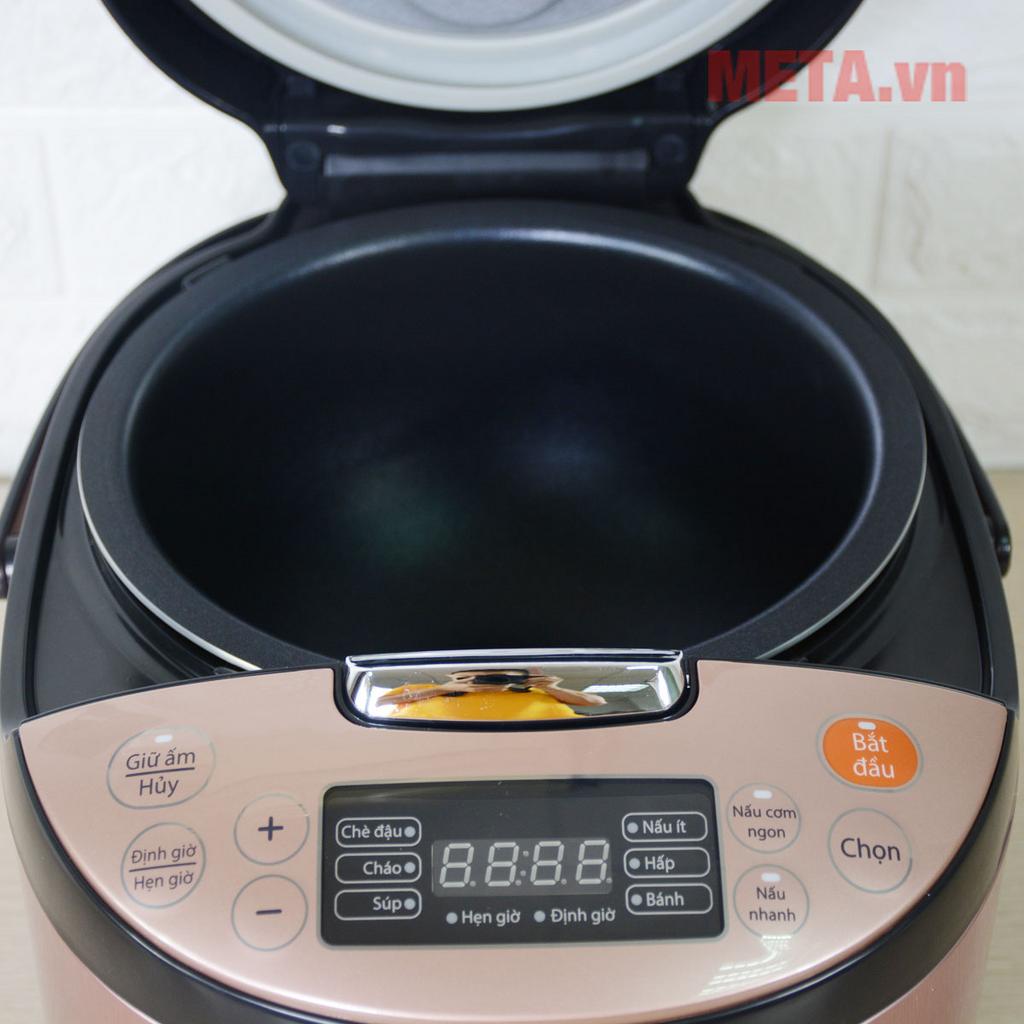 Công suất 750W & mâm nhiệt vòng ôm