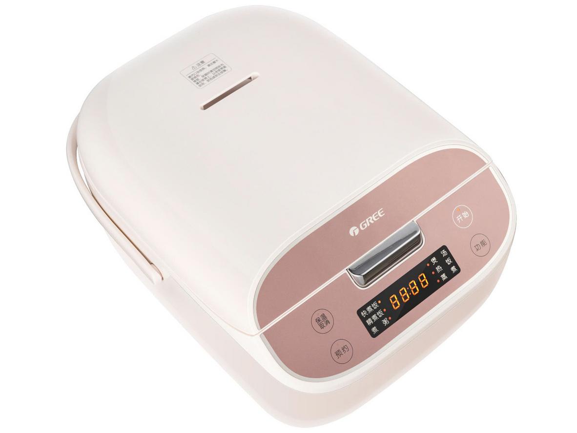 Công suất 830W và kích thước nhỏ gọn