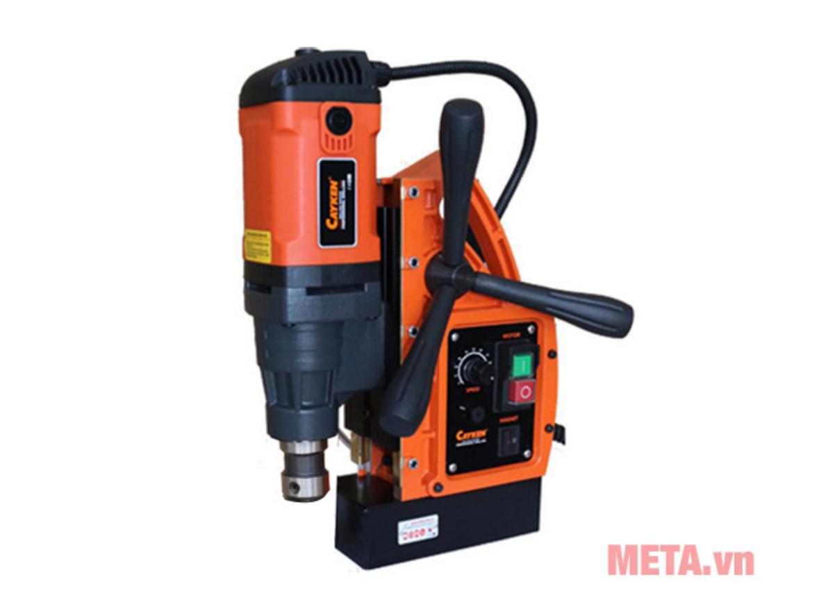 Công suất mạnh và lực hút đế từ giữ máy bám chắc.