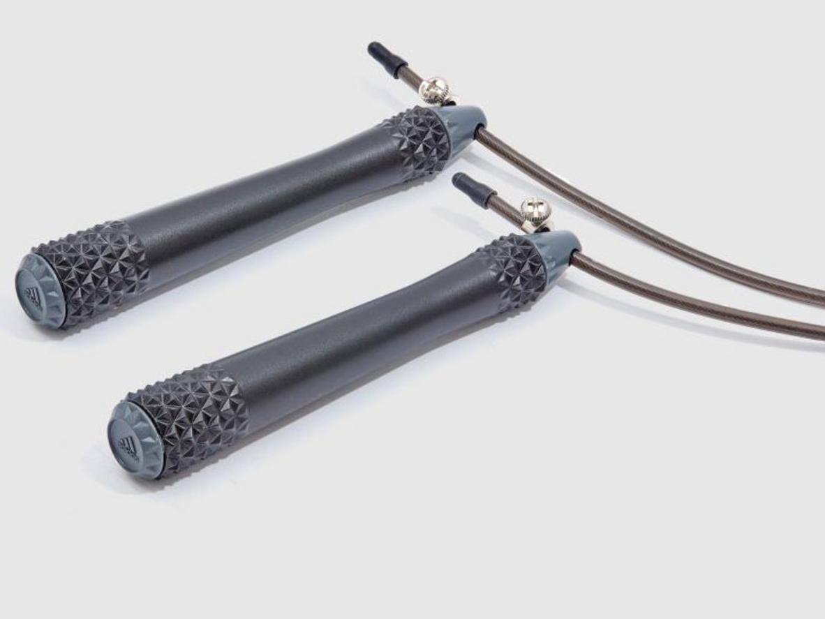 Vít điều chỉnh tích hợp, dễ dùng