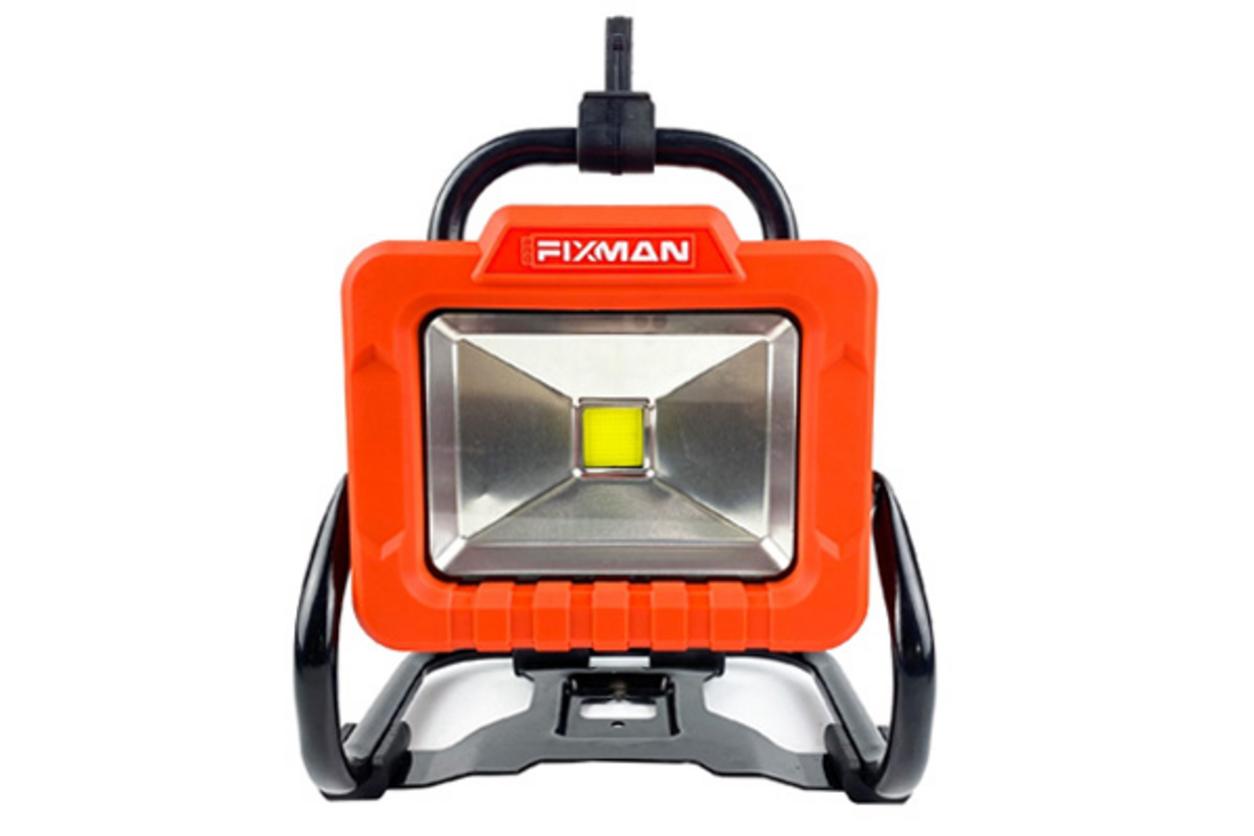 Tổng quan Đèn chiếu sáng công suất cao Pin Fixman FL116001-01