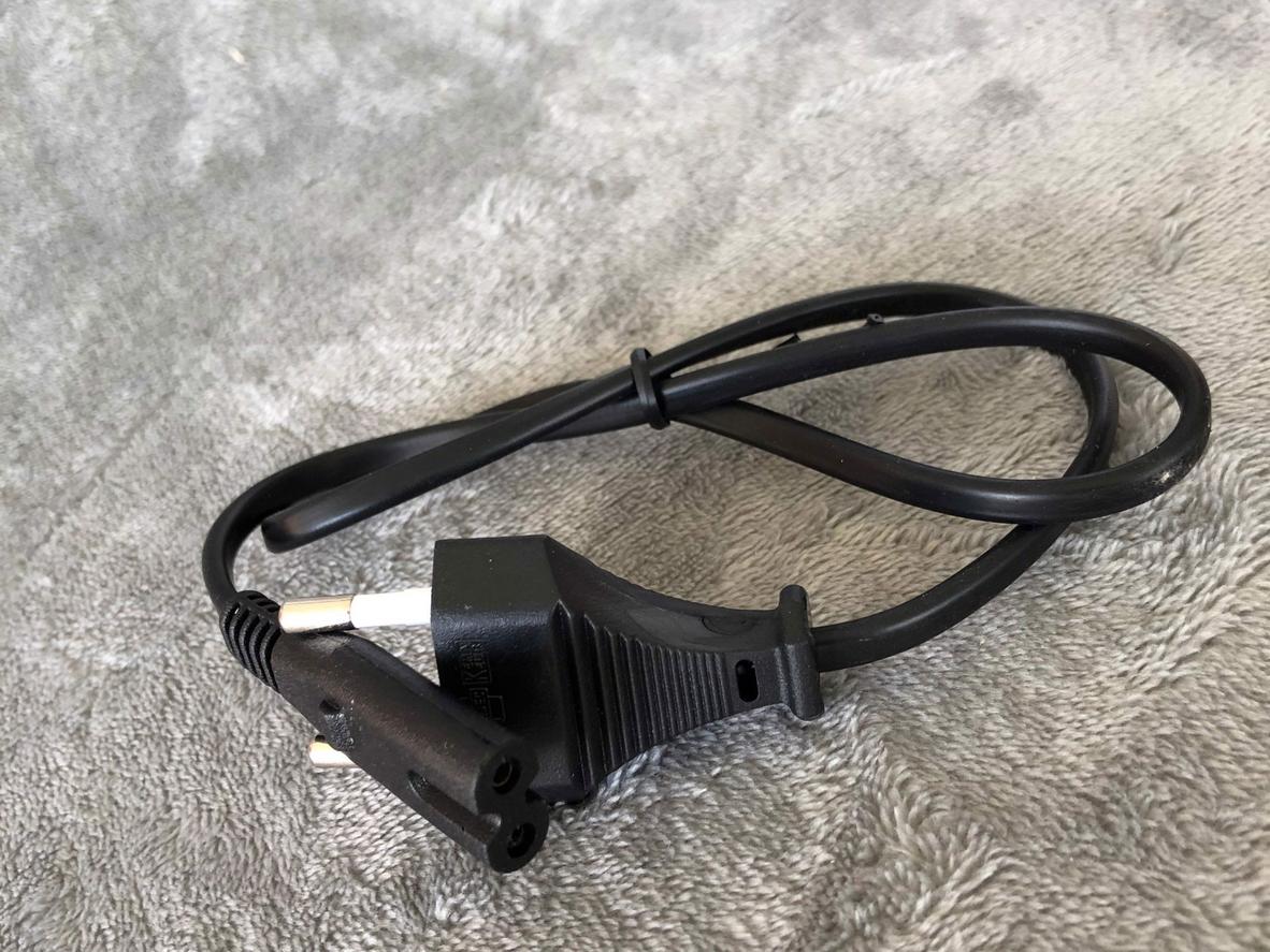 Pin 4V/2.3Ah — sử dụng ≥8 giờ