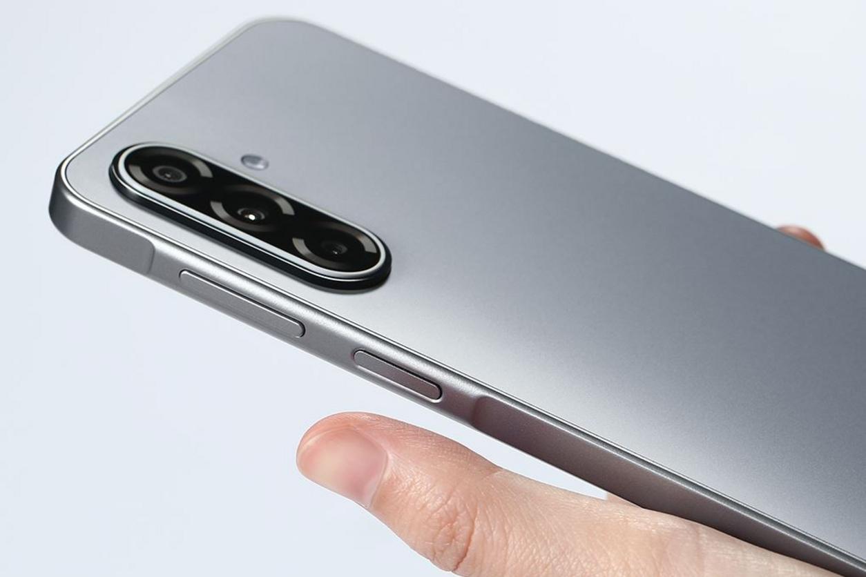 Camera chính 50MP có OIS — Ảnh ban đêm & video ổn định