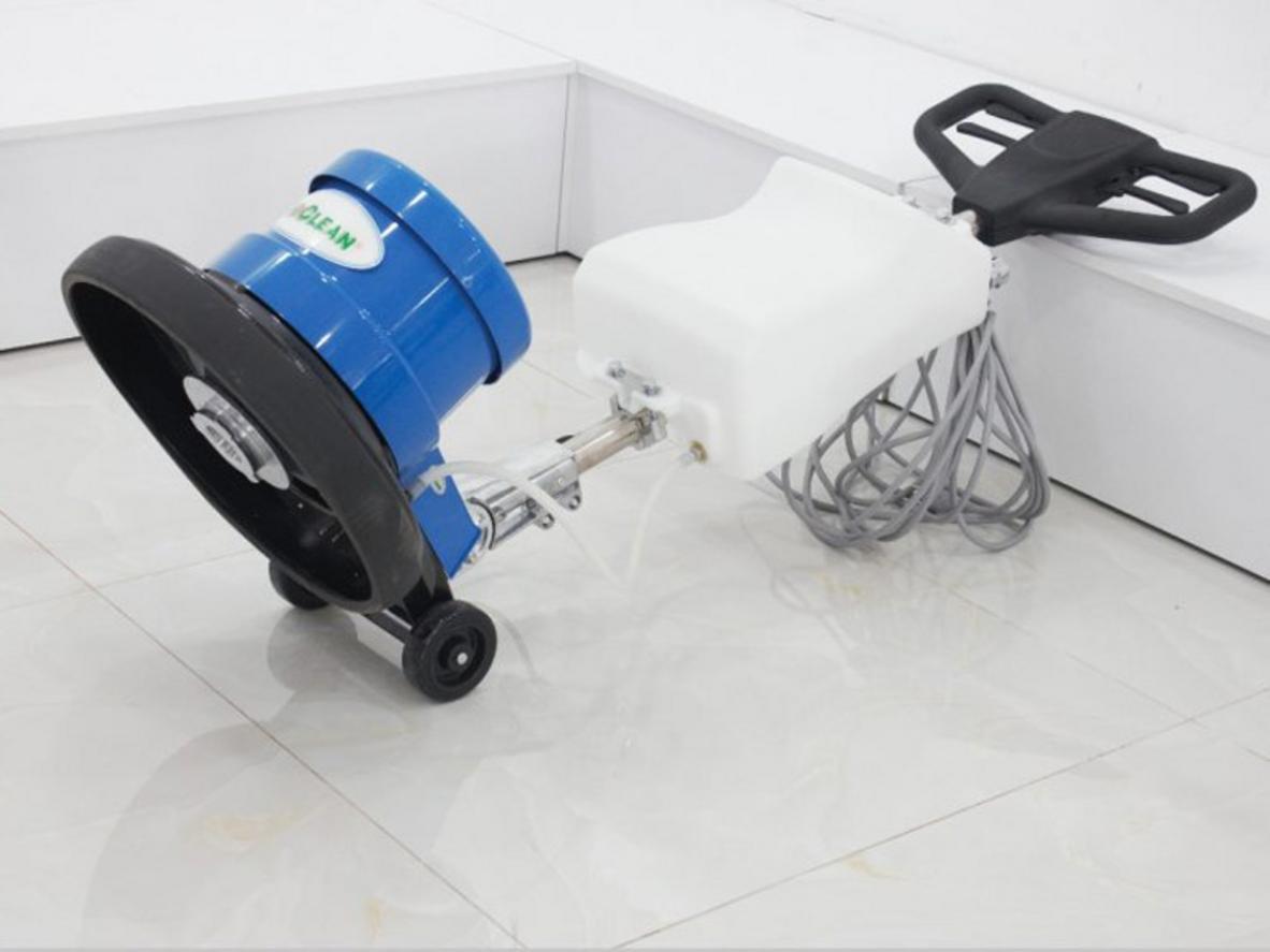 Thiết kế HC17 với dây nguồn dài và phụ kiện