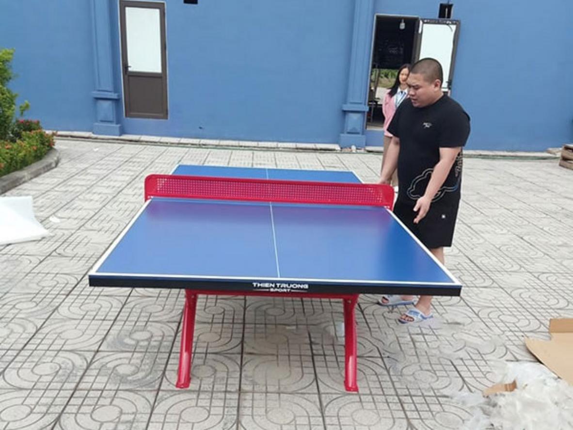 Khung và chân thép sơn tĩnh điện - chắc chắn và bền