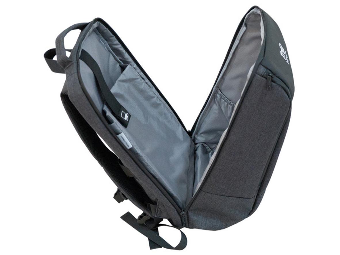 Kích thước 30x16x51 cm và trọng lượng 0.73kg