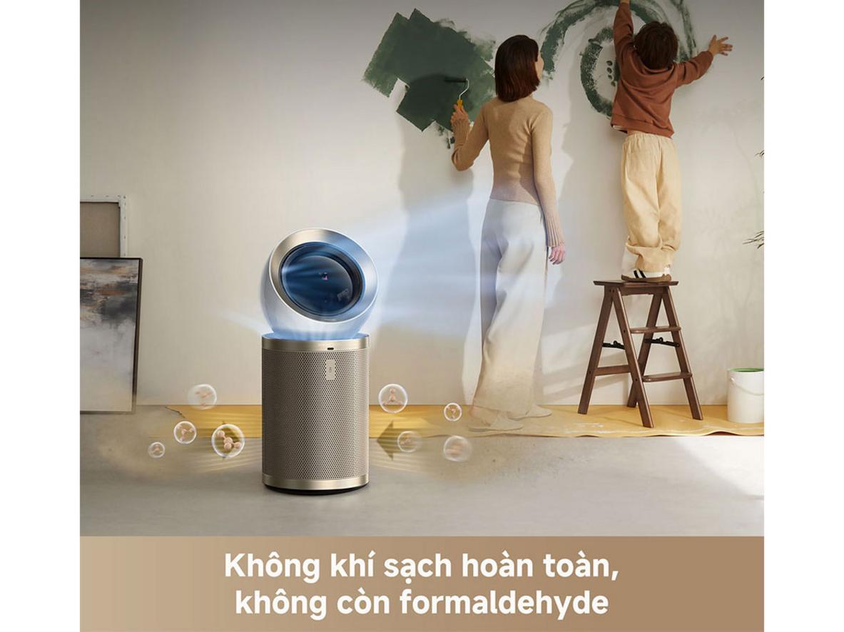 Hệ thống lọc 4 tầng HEPA H13 xử lý bụi mịn, lông thú cưng và mùi hôi.