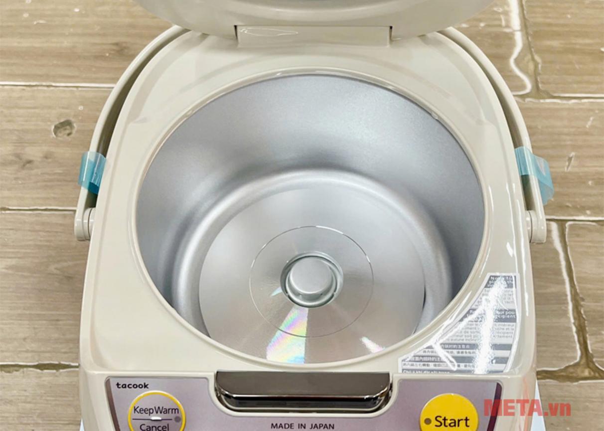 Lòng nồi dày 1.7mm và 9 chế độ nấu tiện lợi