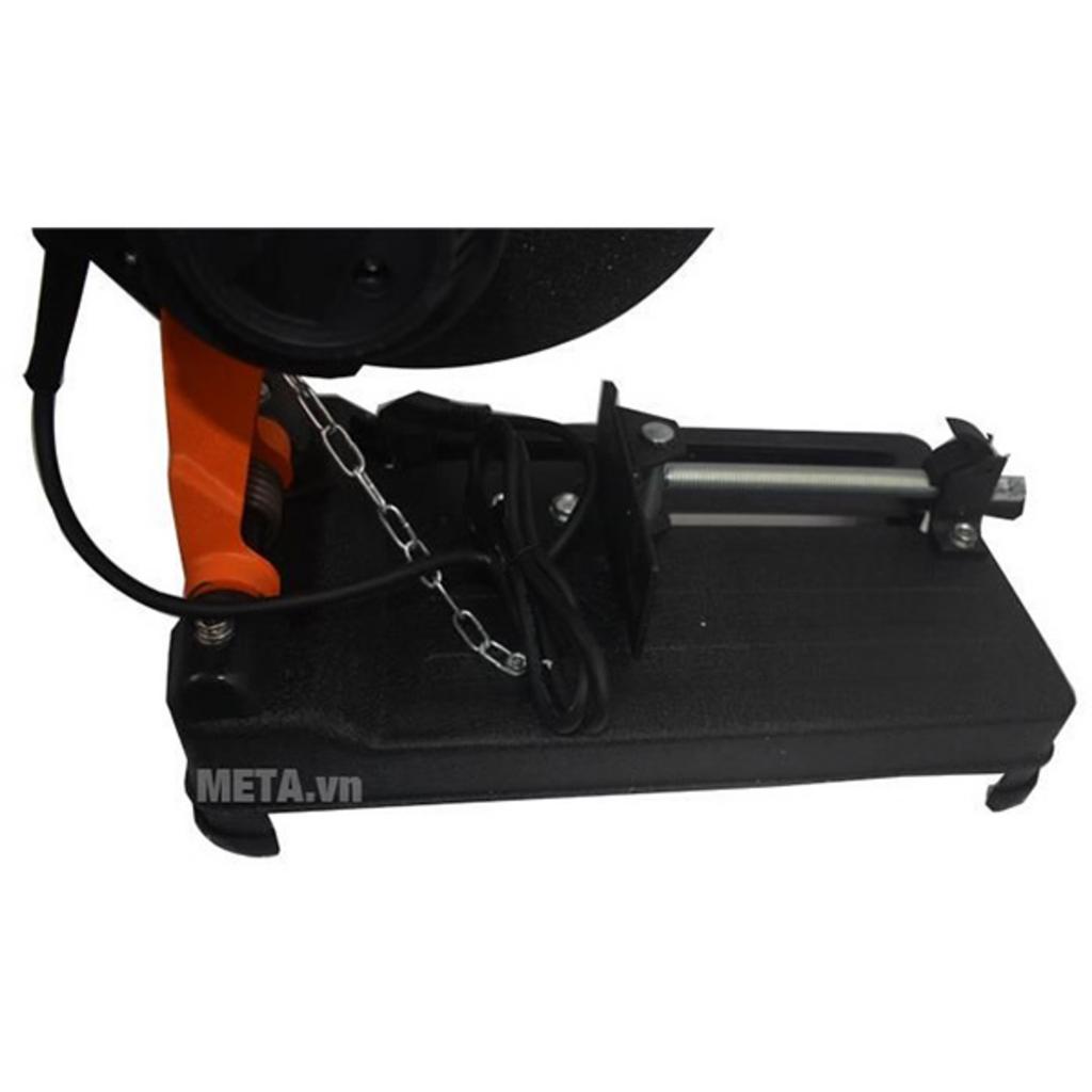 Lưỡi 355mm cho khả năng cắt sâu và đường cắt phẳng.