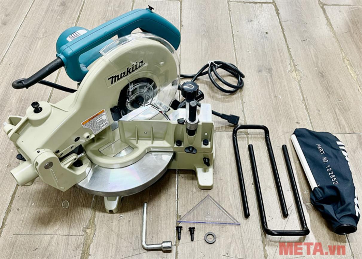 Minh họa cắt 90° và 45° trên gỗ/nhôm với kết quả before/after.