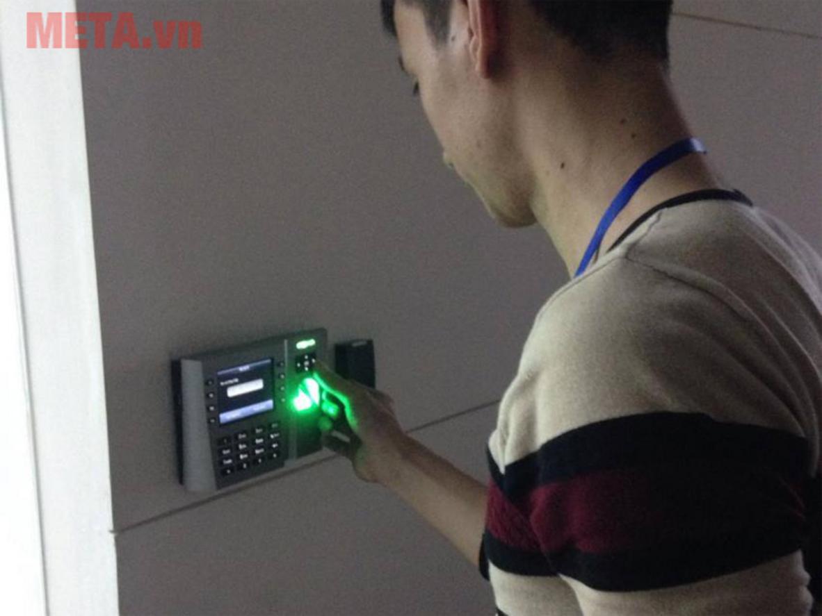 Lưu trữ lớn trên iClock 260
