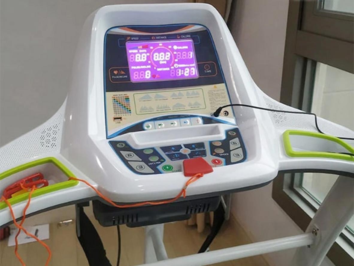 Tổng quan Máy chạy bộ điện đa năng HQ-V1C