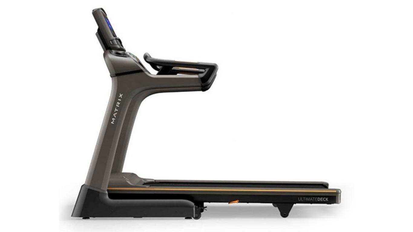 Tổng quan Máy chạy bộ MATRIX TF30 XR
