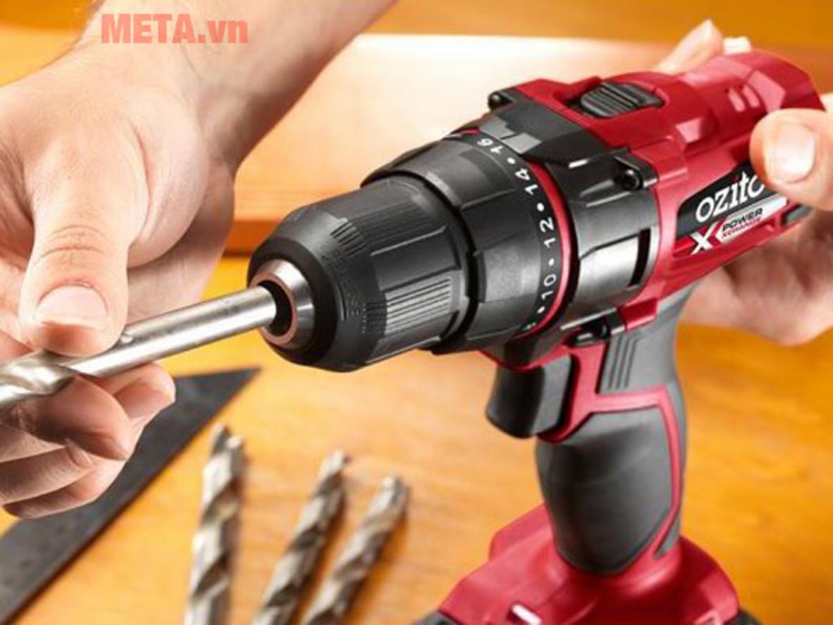 Tổng quan Máy khoan pin Ozito PXDDK-200