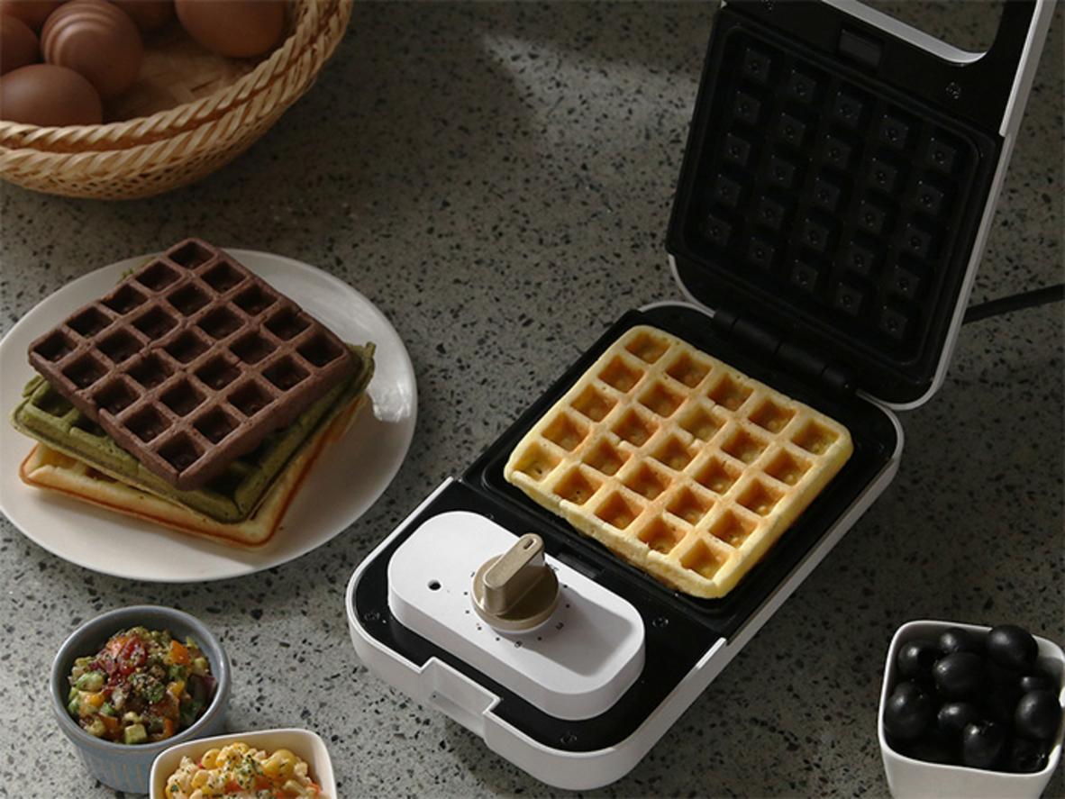 Tổng quan Máy làm bánh waffle & sandwich Lacuzin LCZ1072