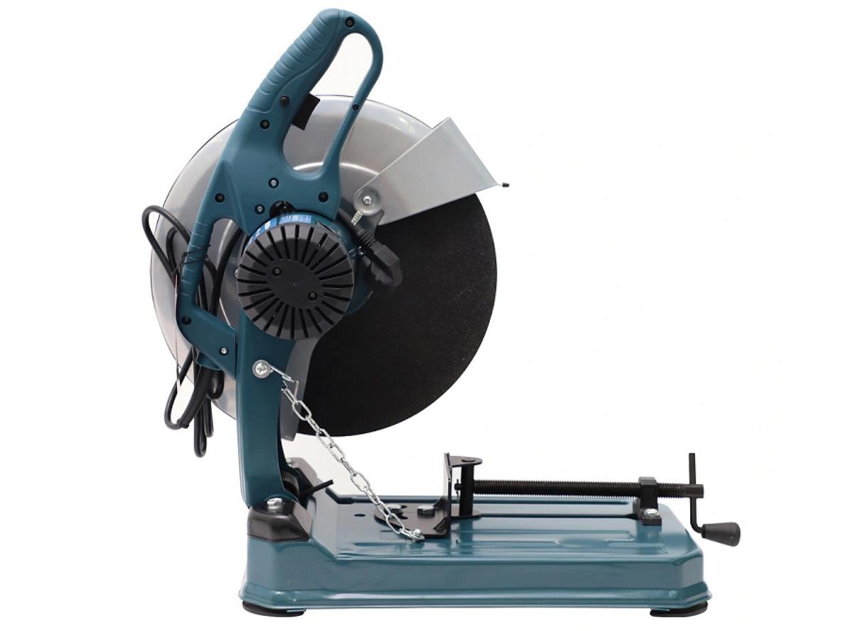 Close-up: motor quấn 100% dây đồng chịu nhiệt của MCS-2000S (ảnh minh họa chất liệu và tem kỹ thuật).