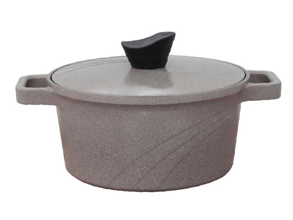 Nhôm đúc nguyên khối giúp nồi bền chắc và nấu đều hơn.