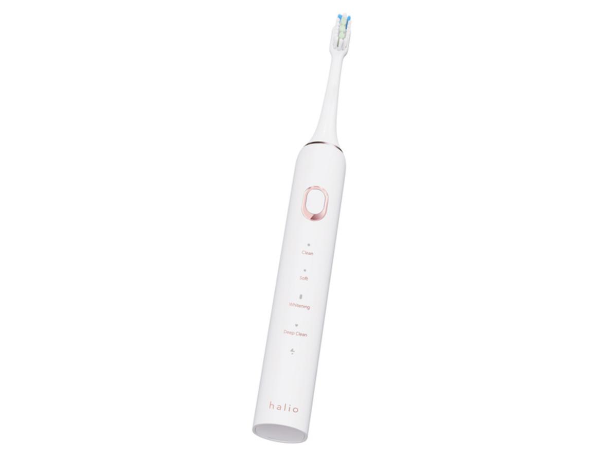 Pin 800mAh, IPX7 và 4 chế độ
