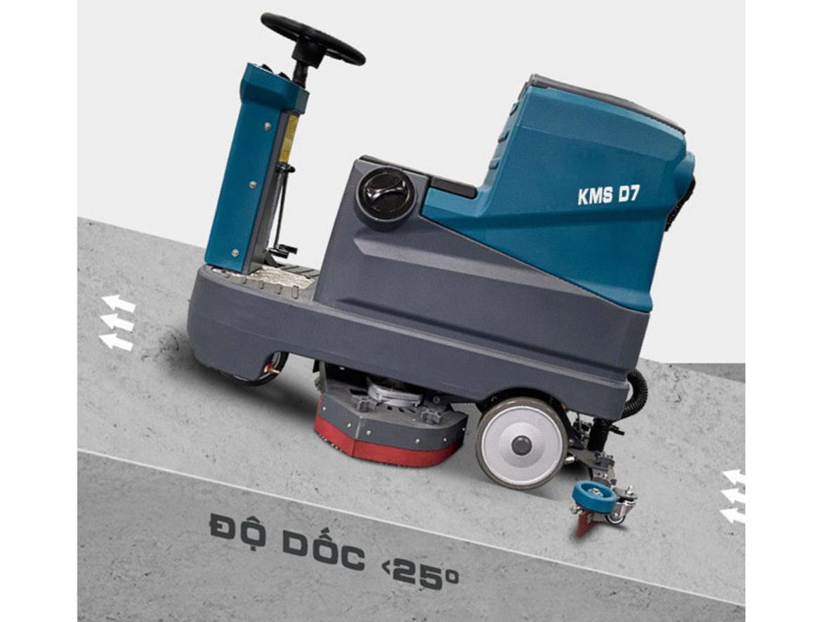 Pin 2x12V 120Ah và ví dụ runtime thực tế trên mặt sàn lớn (clip runtime 60–120s đề xuất).
