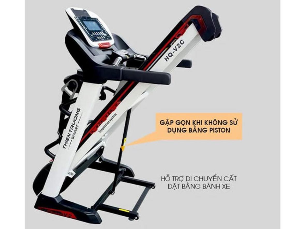 Bảng điều khiển hiển thị tốc độ và độ dốc — dễ chọn chương trình phù hợp cho từng thành viên gia đình.