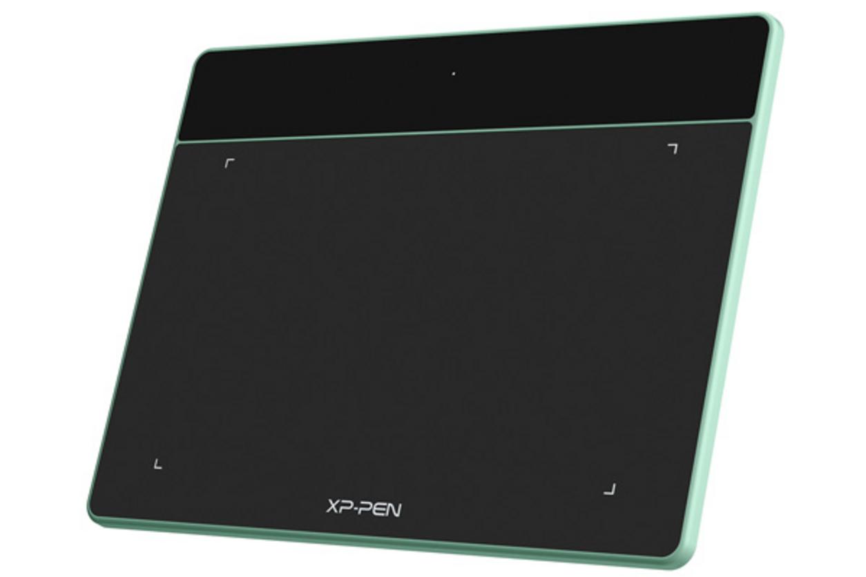 Vùng vẽ 10 x 6.27 inch — đủ lớn cho phác thảo và chi tiết