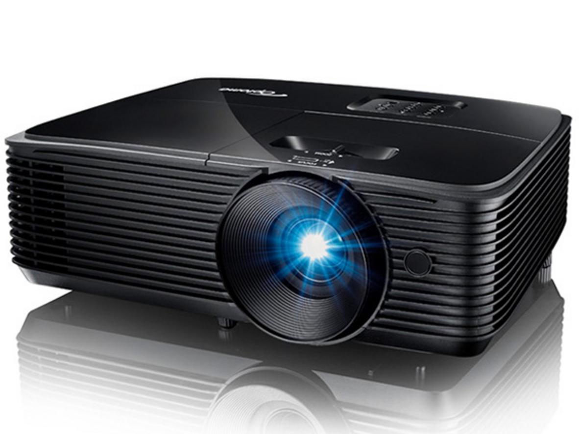 Minh họa khả năng chiếu trong phòng sáng (4000 ANSI Lumens).