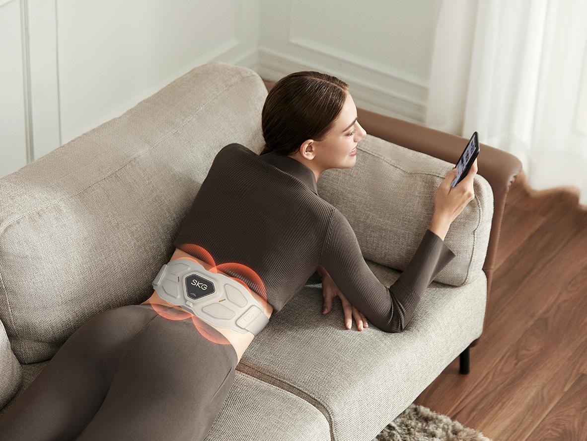 3 công nghệ massage trong 1 trên SKG W9 PRO