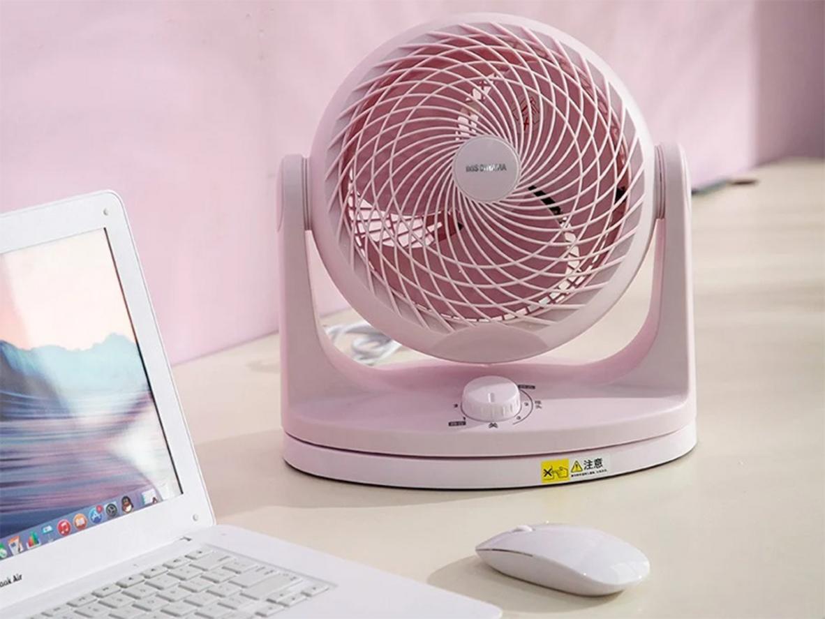 3 tốc độ gió và góc chỉnh linh hoạt cho từng nhu cầu.