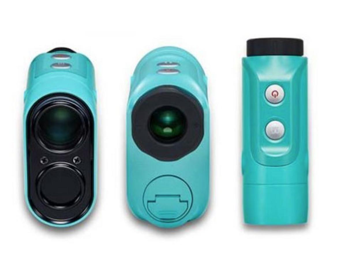 Auto Slope, Pin Mode và Continuous Scan hỗ trợ chơi golf hiệu quả hơn.