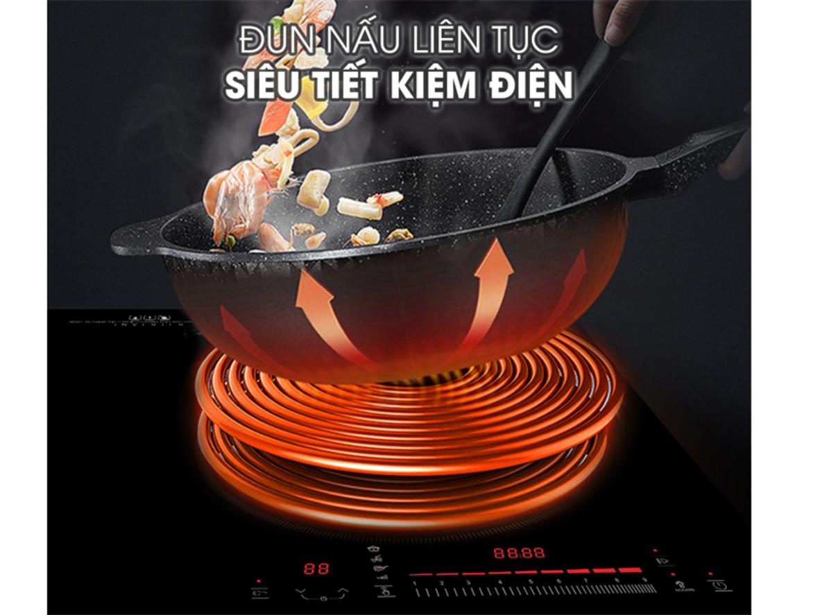 Tổng công suất 4400W cho khả năng nấu nhanh vượt trội