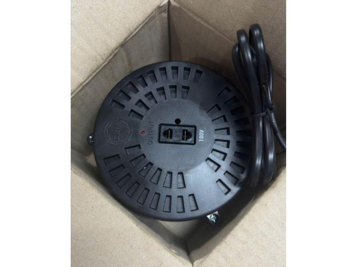 Tổng quan Biến áp đổi nguồn hạ áp Lioa DN006 (DN006A) 1P- 600VA