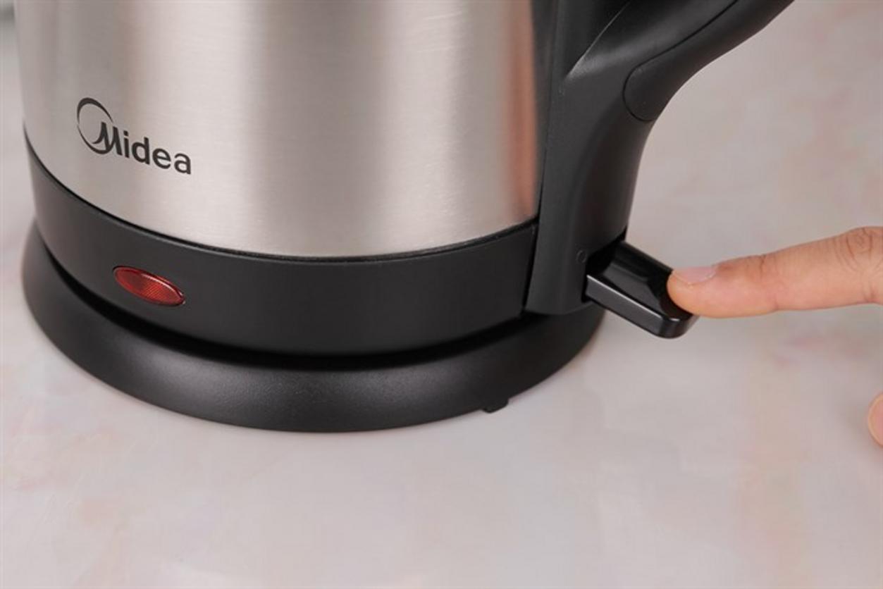 Tự ngắt khi nước sôi, an toàn hơn khi sử dụng