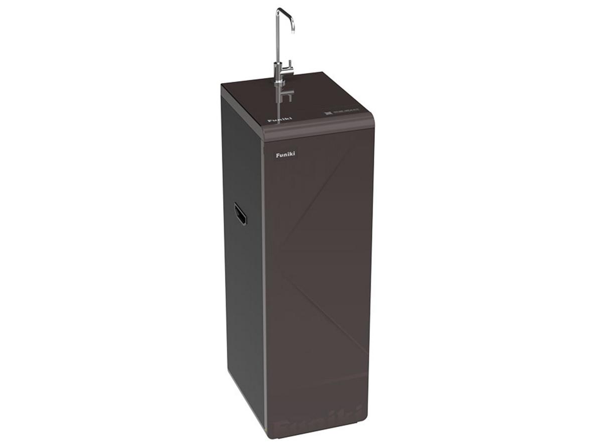 Bơm HEADON và bình chứa 12 lít giúp sử dụng tiện hơn.