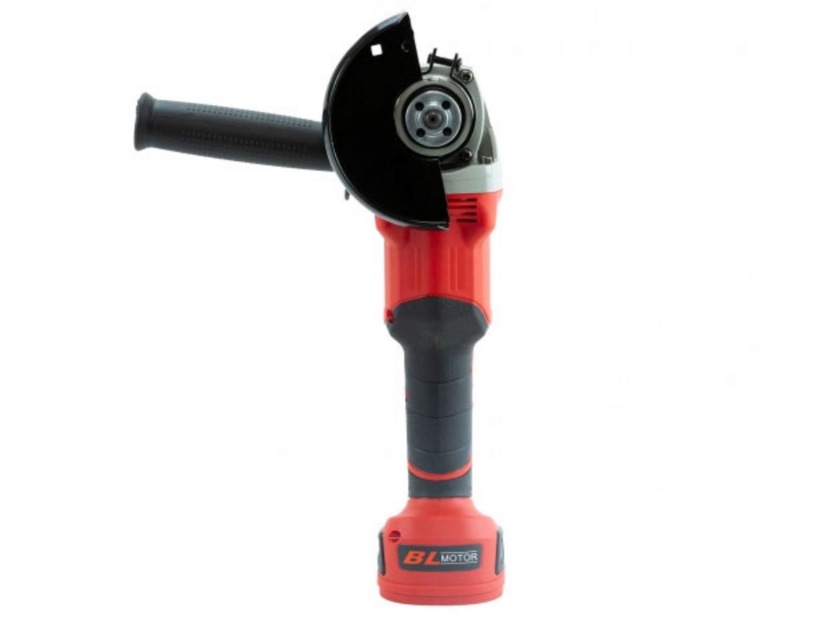 Tận dụng hệ pin Makita thông dụng