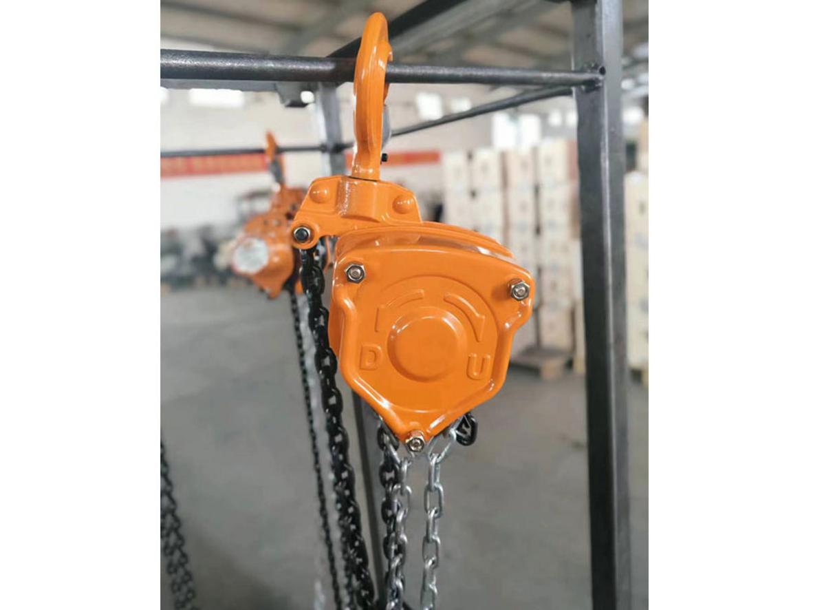 Chiều cao nâng 3m linh hoạt