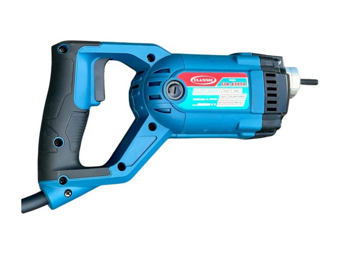 Công suất 1200W giúp máy đầm ổn định hơn khi thi công.