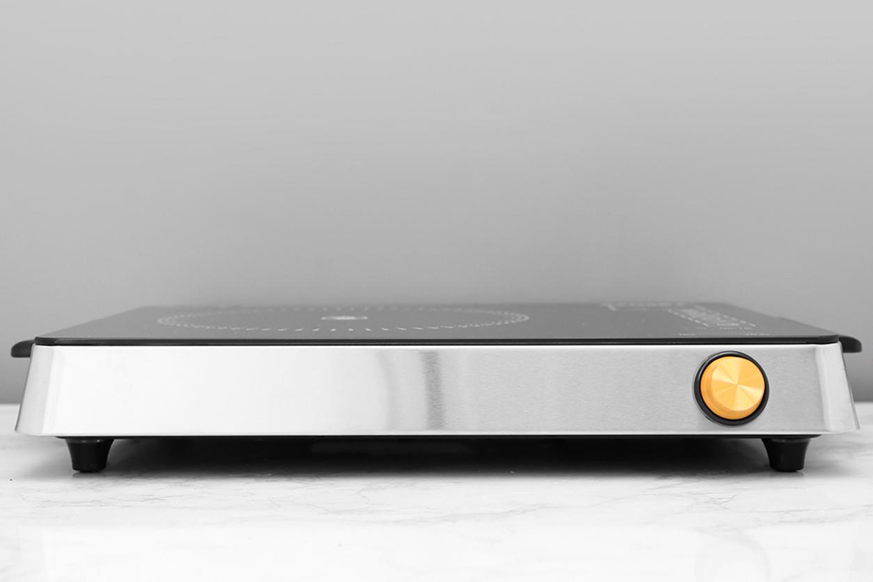Công suất 2000W giúp nấu nhanh, tiết kiệm thời gian.