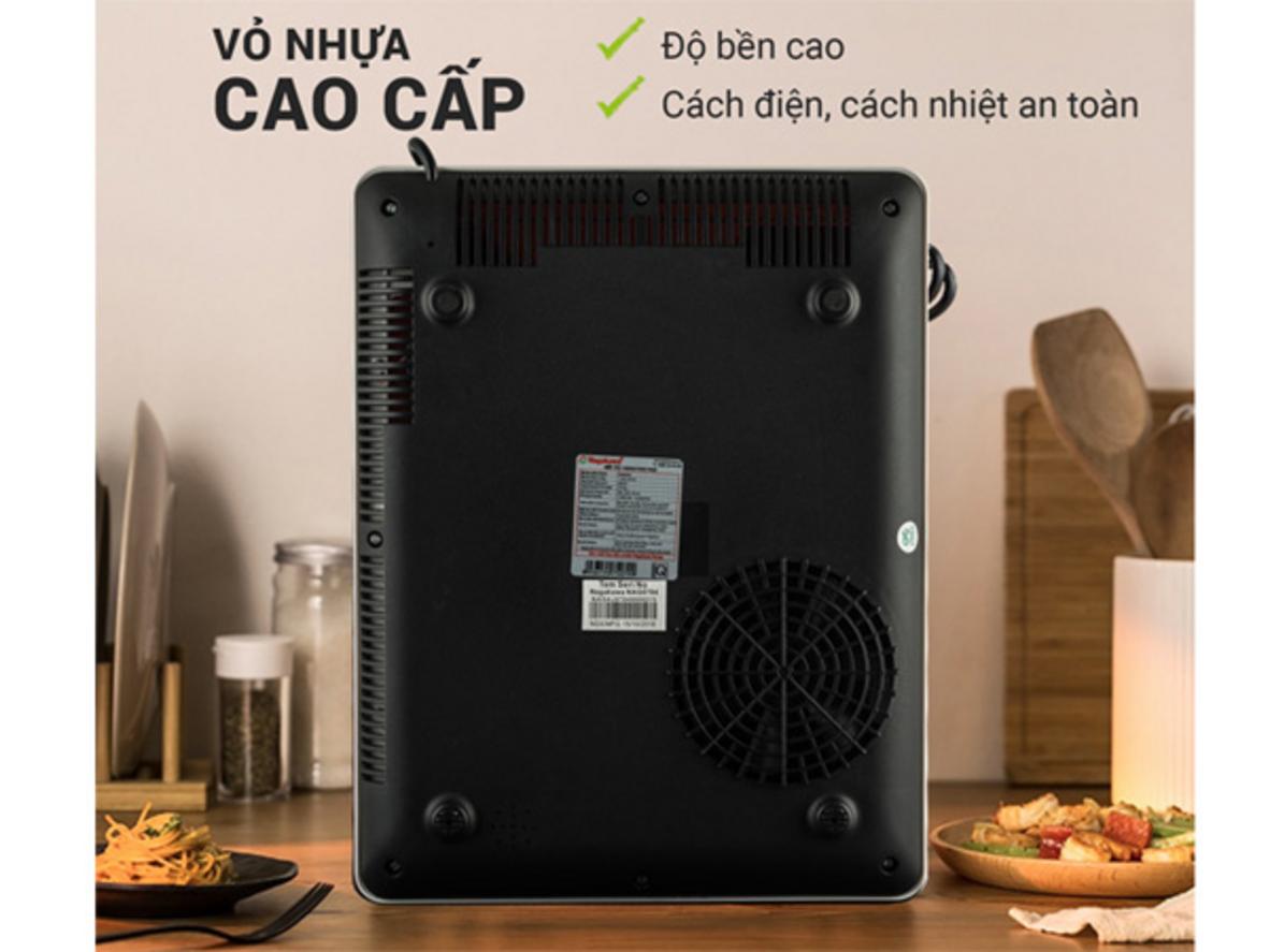 Công suất 2000W giúp nấu nhanh và tiết kiệm thời gian.