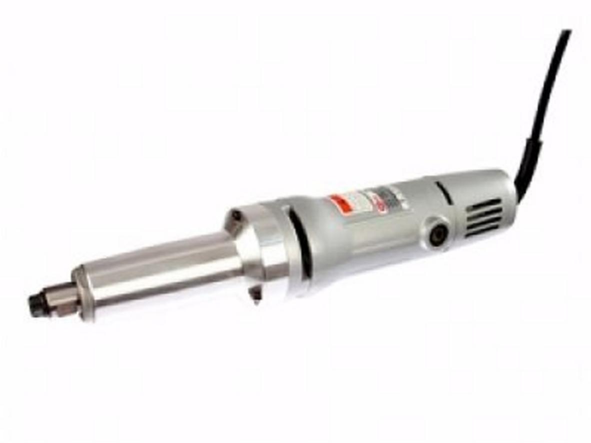 Công suất 400W giúp máy chạy ổn định và dễ kiểm soát.
