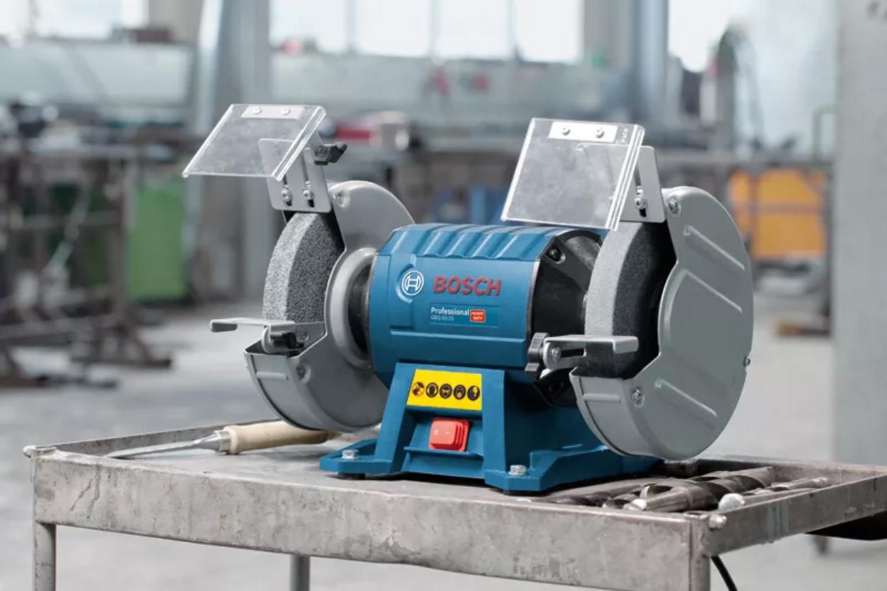 Đá mài 200mm, tốc độ 3.600 vòng/phút