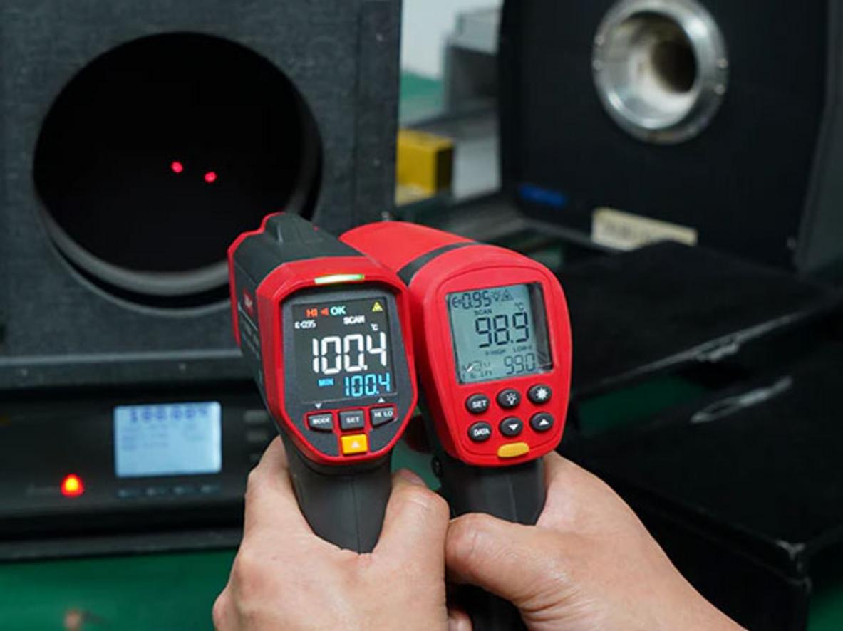Dải đo rộng từ -50°C đến 2.000°C cho nhiều ứng dụng công nghiệp