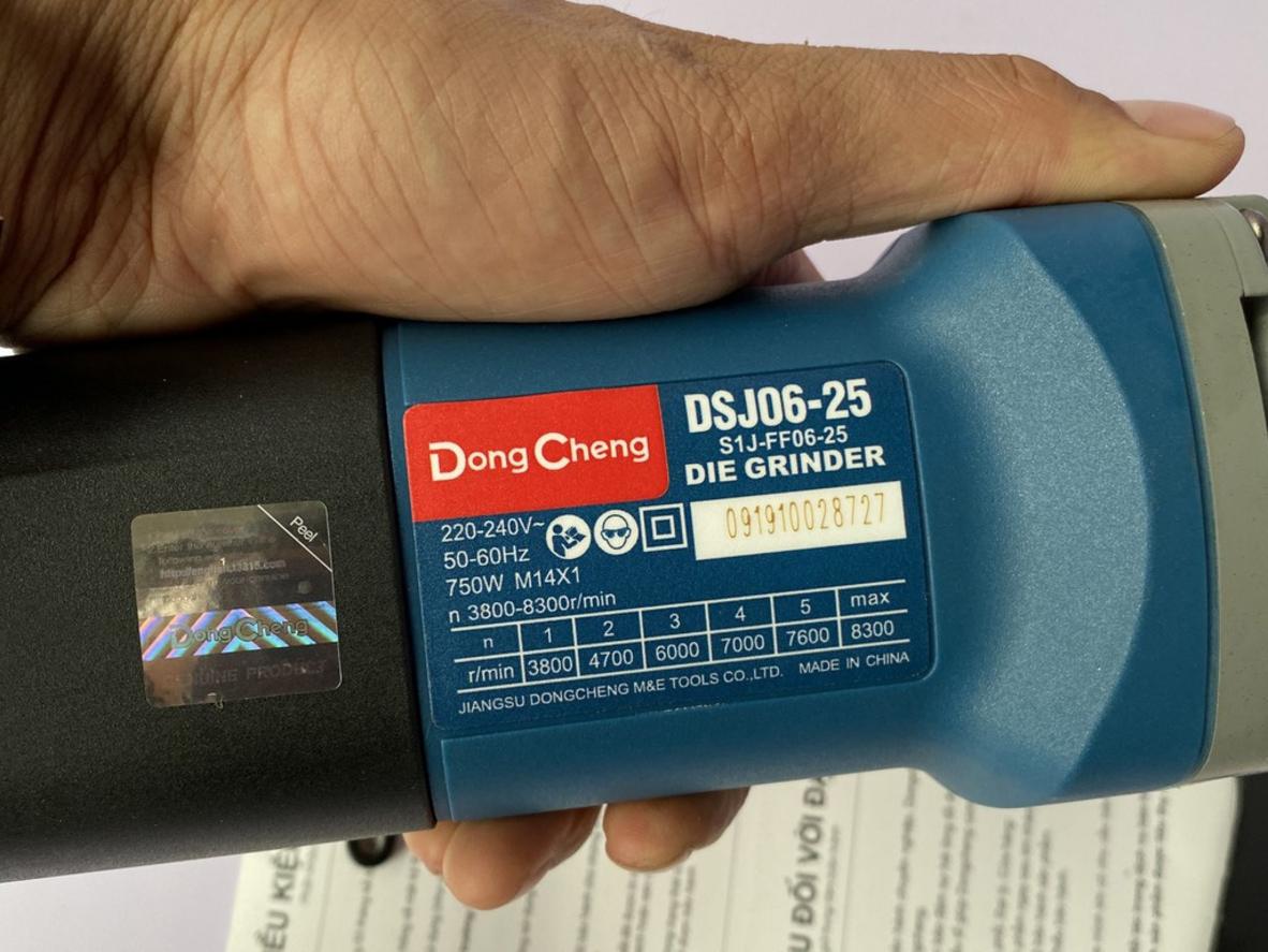 Đầu kẹp Ø6mm, mũi mài tối đa Ø25mm