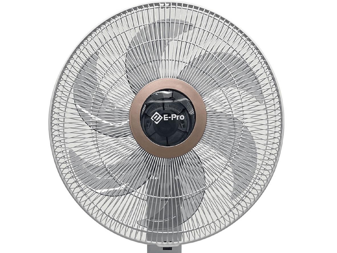 Động cơ AC lõi đồng tạo sức gió mạnh mẽ, bền bỉ.