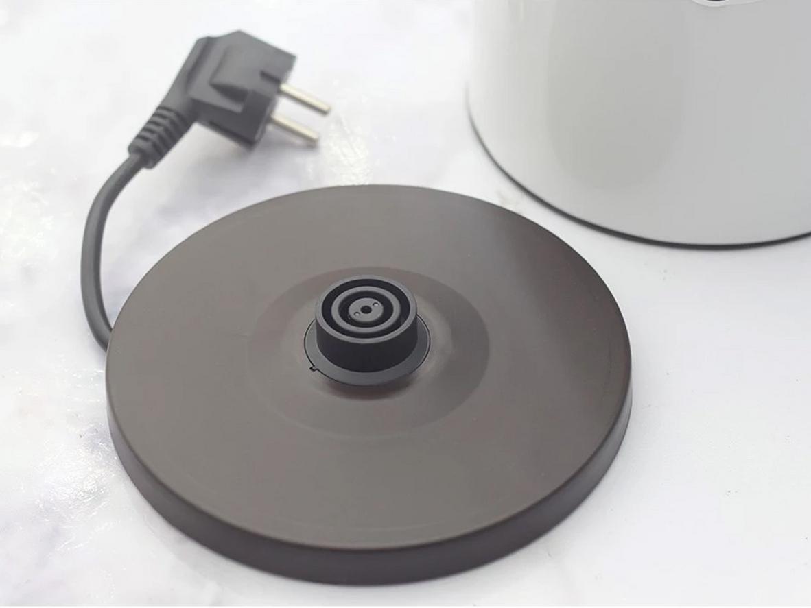 Dung tích 1.5 lít phù hợp cho nhu cầu hằng ngày.