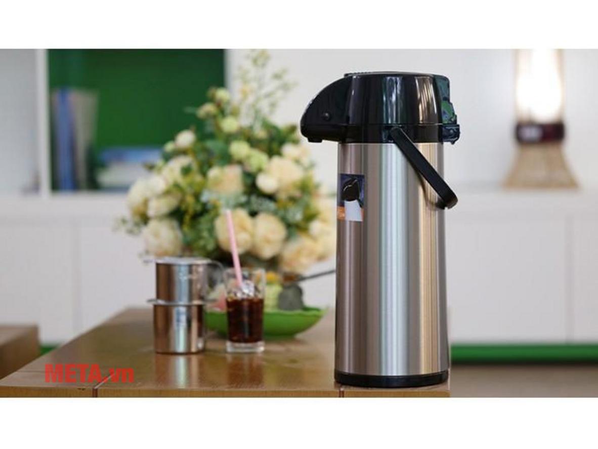Dung tích 2.5 lít vừa vặn, dùng tiện mỗi ngày.