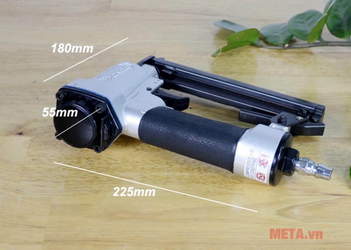 Khóa an toàn và hộp đạn 100 chiếc giúp làm việc yên tâm hơn.
