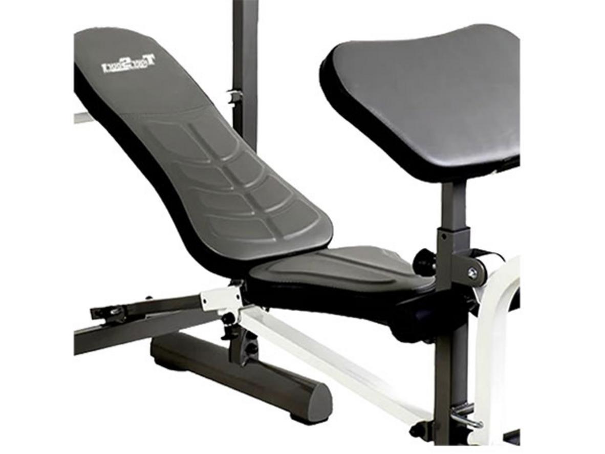 Khung thép không gỉ tạo độ chắc chắn cho TGH-995.