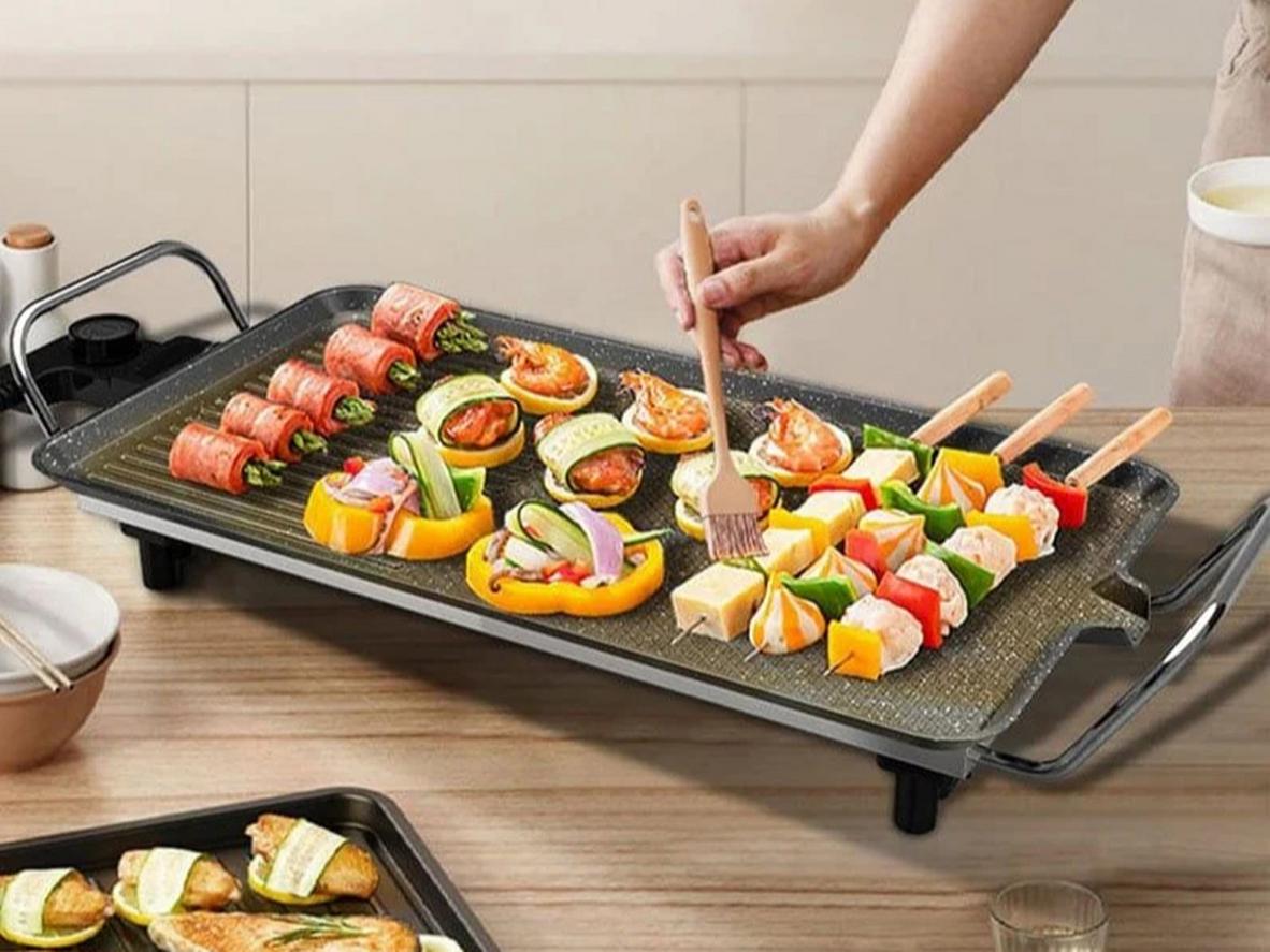 Kích thước nhỏ gọn, phù hợp bàn ăn gia đình