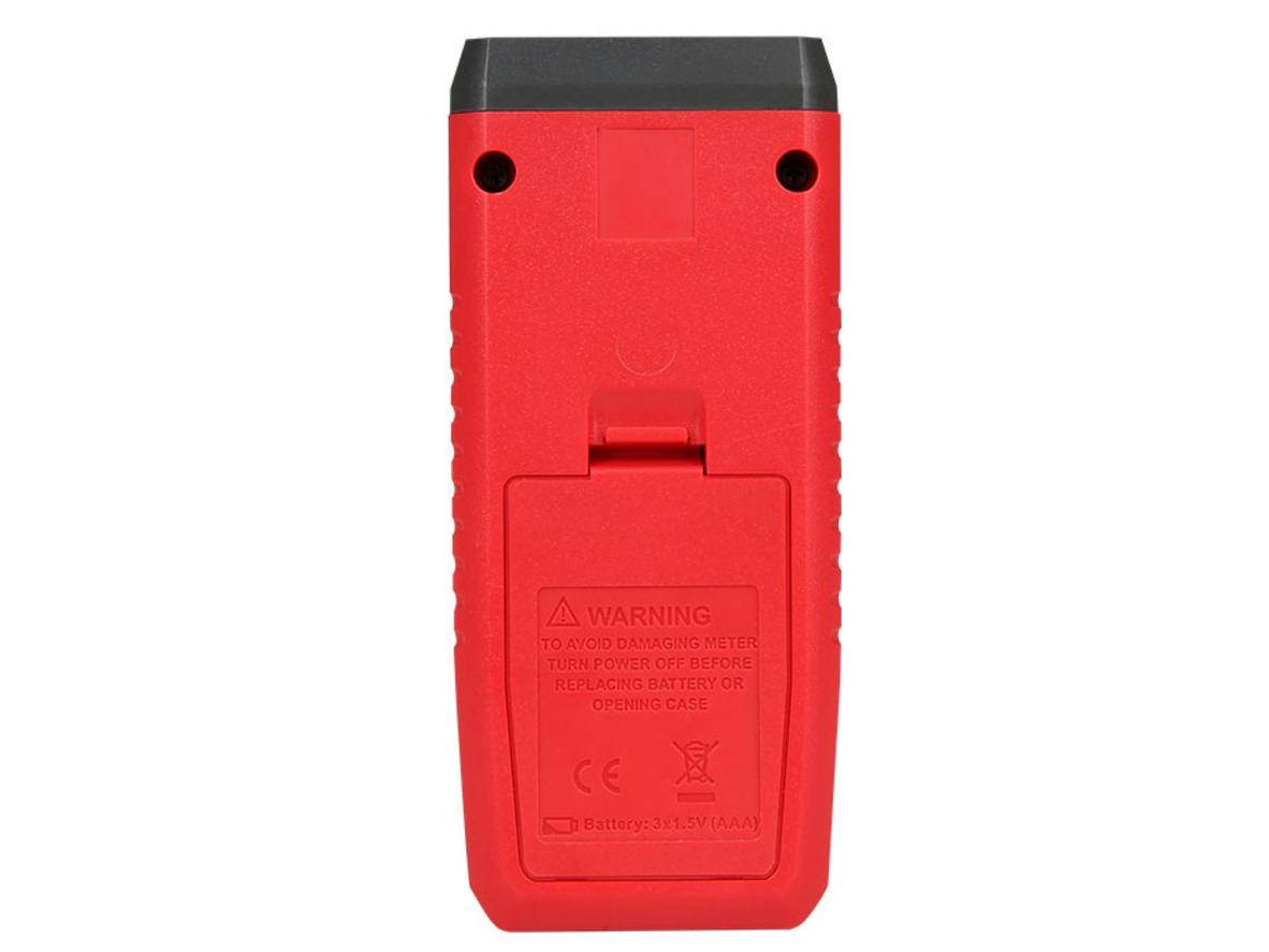 Màn hình LCD có đèn nền giúp quan sát thuận tiện.